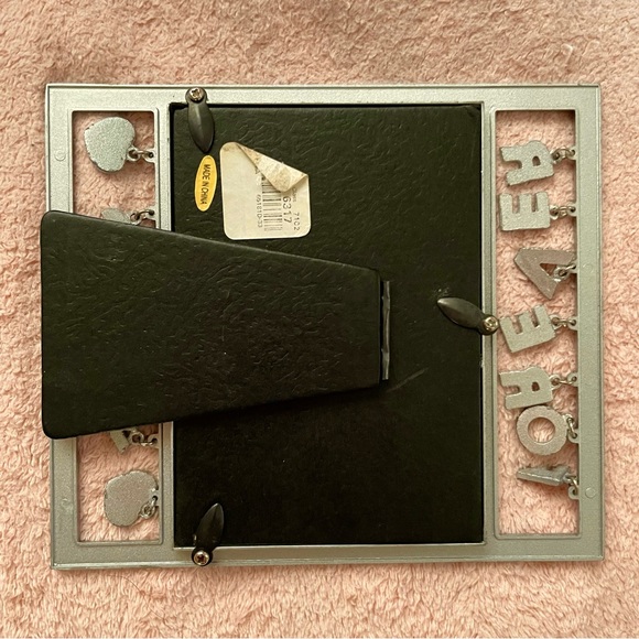 CHARLOTTE RUSSE Picture frame - Picture 2 of 5